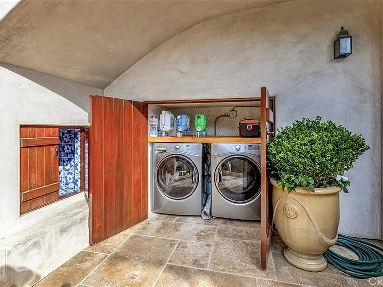 31512 Bluff Dr — Photo 46