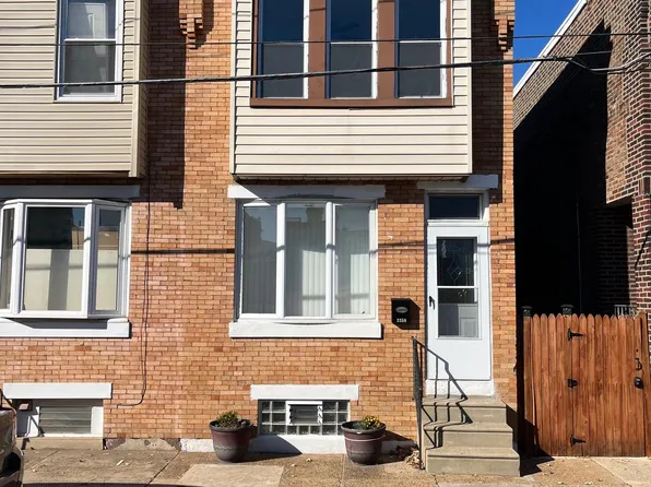 3358 Livingston St, Philadelphia, PA 19134