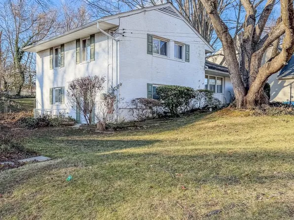 5413 Glenallen St, Springfield, VA 22151