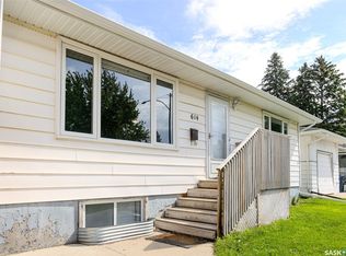 614 Q Ave N, Saskatoon, SK S7L2Y3