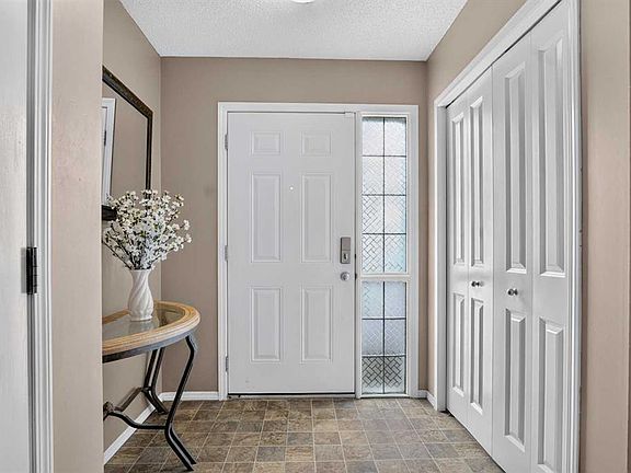 2nd image of 800 NE Yankee Valley Blvd SE #1204