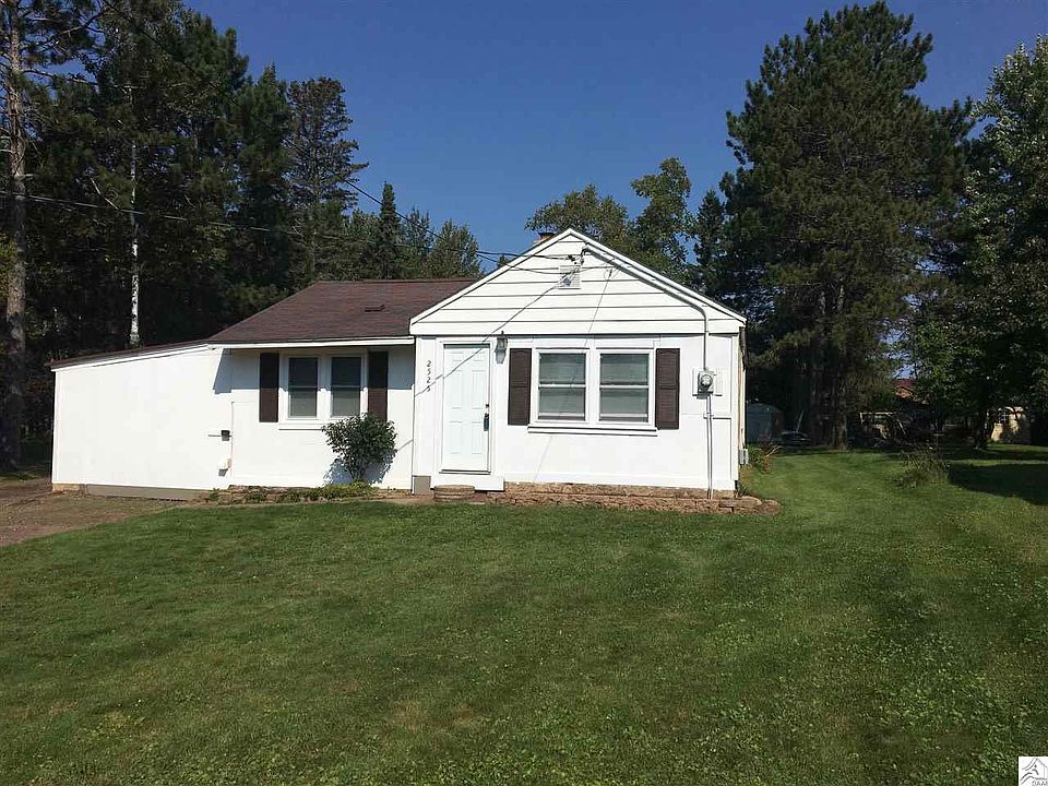 2nd image of 2525 Harvey St