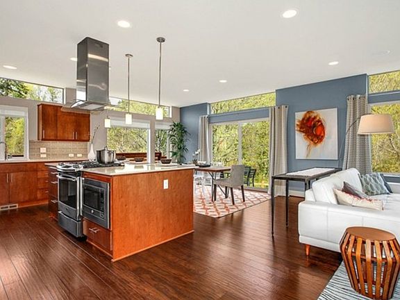 4th image of 13529 SE 81st Pl #23