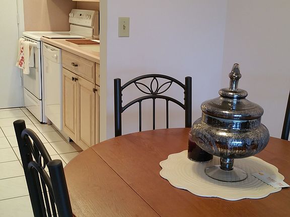 5th image of 2161 NE 68th St APT 328