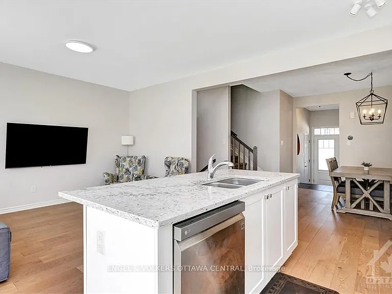 526 Cope Dr — Photo 14