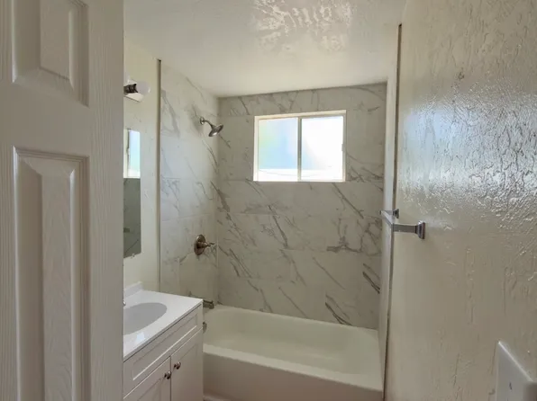 350 W Chino Canyon Rd, Palm Springs, CA