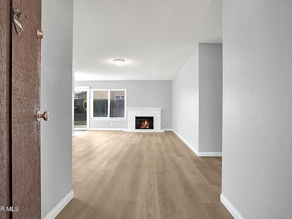 3rd image of 907 Fernhill Ave