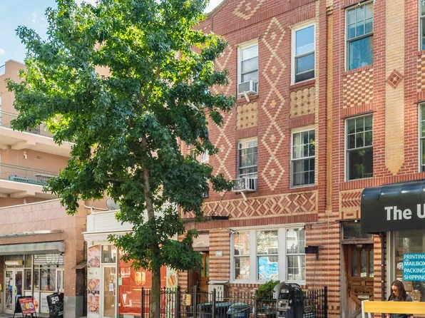 146 North Seventh Street image 11 of 36