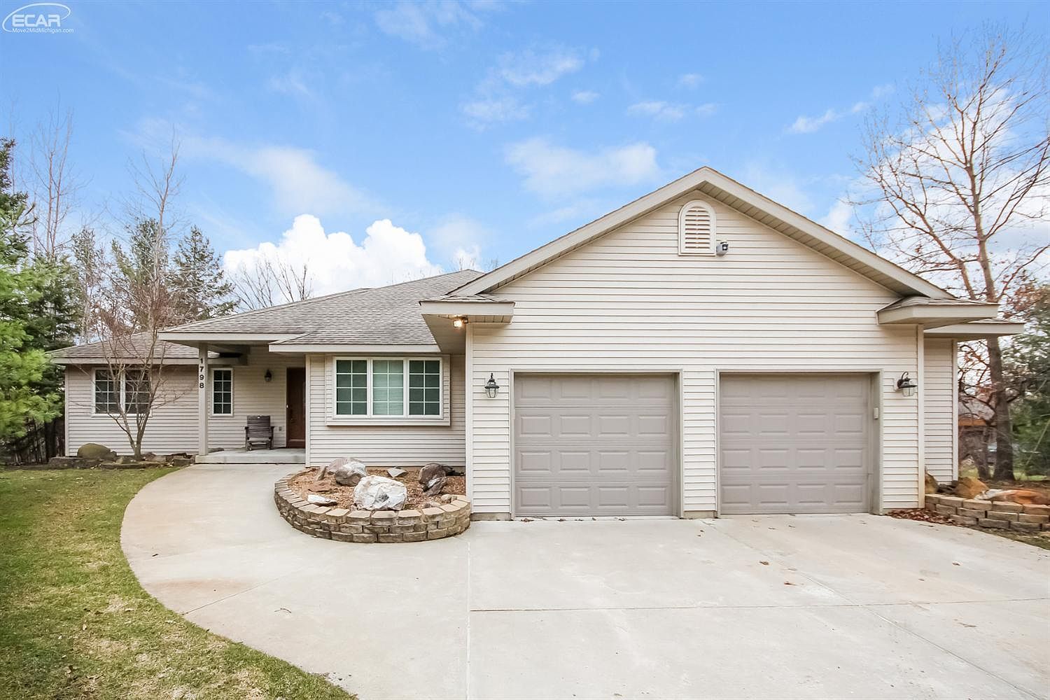 1798 Taylor Lake Rd, Holly, MI 48442 Zillow