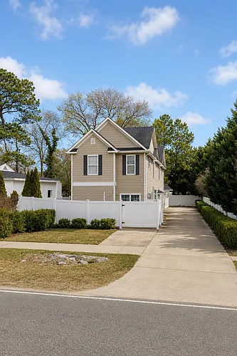 1460 Virginia Beach Blvd Photo 1