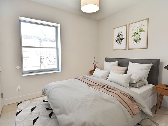 3rd image of 272 W 139th St #3D