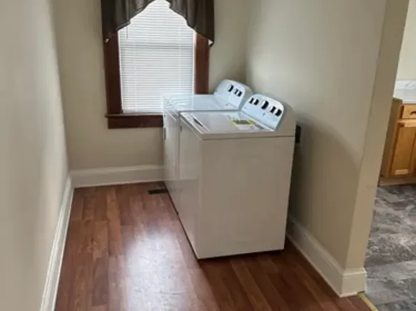 635 W North St, Wytheville, VA 24382