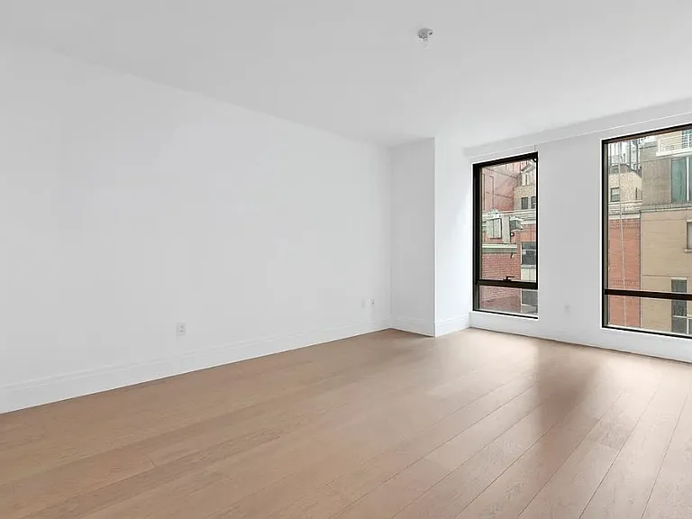 50 W 66th St #6A — Photo 9