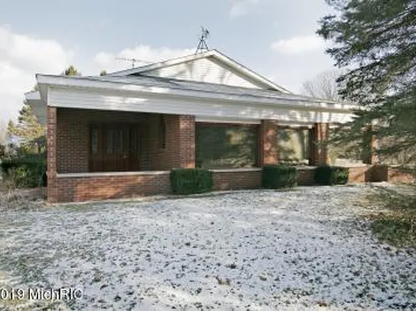 16007 E D Ave, Augusta, MI 49012
