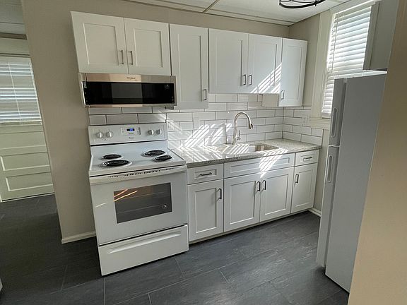 Remodeled Kitchen with WD in corner to left