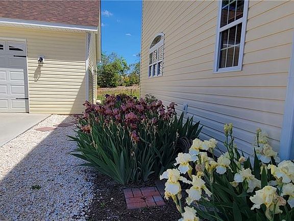 5th image of 287 Cedar Knoll Dr