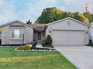 4256 Parent Ave, Warren, MI 48092