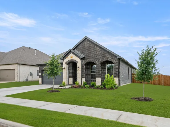 2297 High Plain Ln, Waxahachie, TX 75167