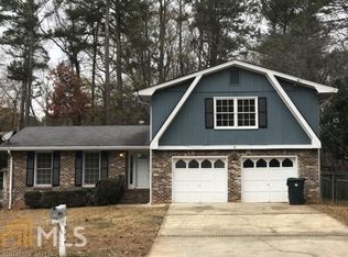 770 Rockborough Dr, Stone Mountain, GA 30083