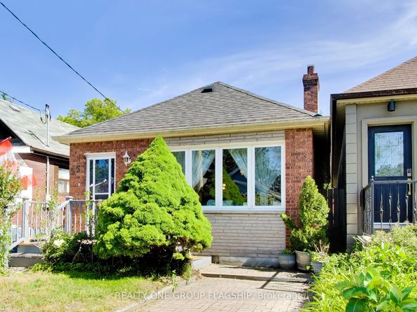 55 Frater Ave, Toronto, ON M4C 2H5