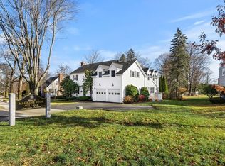 3 Elm St, North Andover, MA 01845