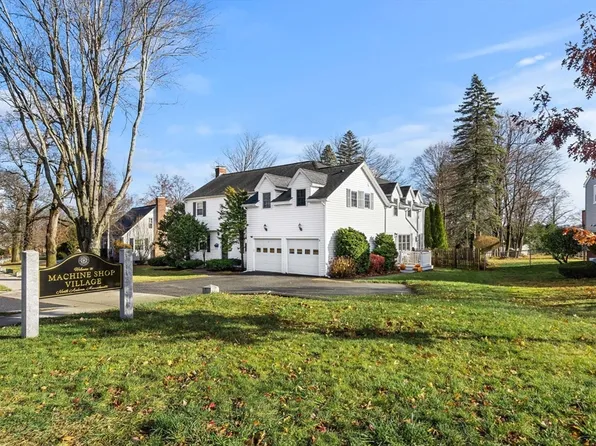 3 Elm St, North Andover, MA 01845
