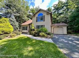 5301 Hilltop Cir, East Stroudsburg, PA 18301