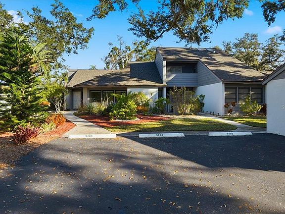 2nd image of 3205 Golden Eagle Ln