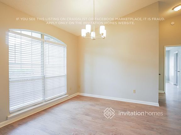 5th image of 4440 Battlecreek Ct E