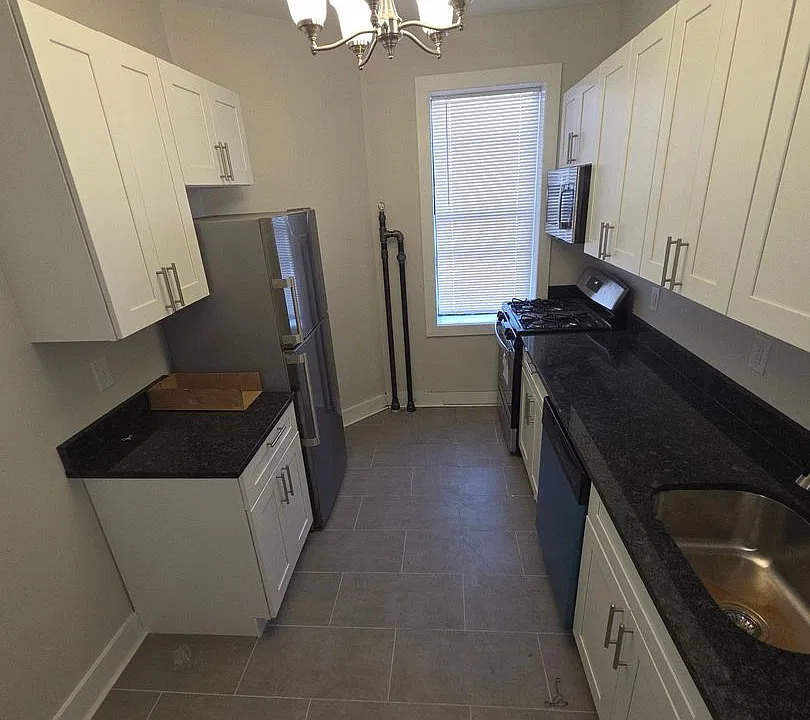 713-715 Bergen Ave