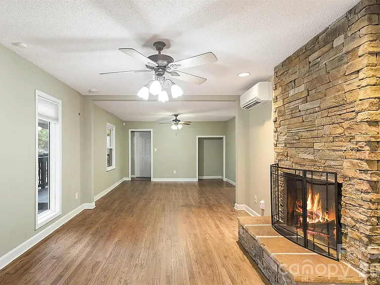 1751 Robert Martin Rd — Photo 27