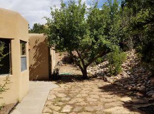 1291 Vallecita Dr, Santa Fe, NM 87501