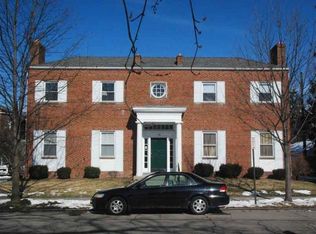 14 E Beaumont Rd, Columbus, OH 43214