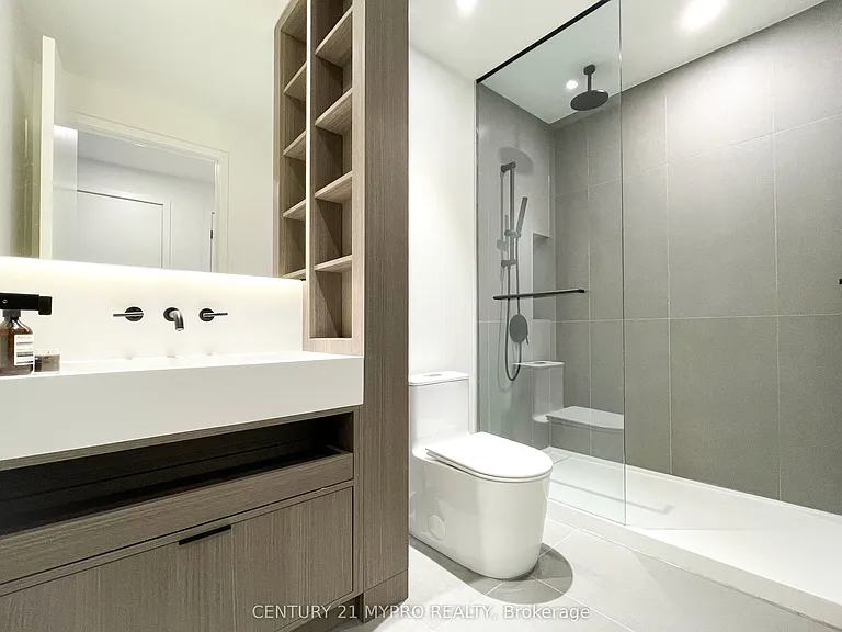 55 Charles St E #2111 — Photo 9