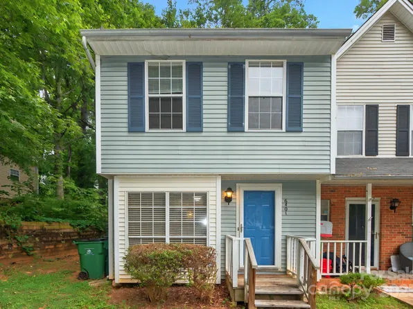 6401 Windsor Gate Ln, Charlotte, NC 28215