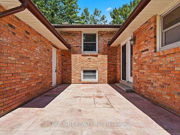3rd image of 43 Cumberland Cres