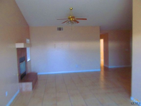 5th image of 7012 Silver Spray Ave