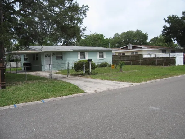 615 Sailfish Dr E, Atlantic Beach, FL 32233