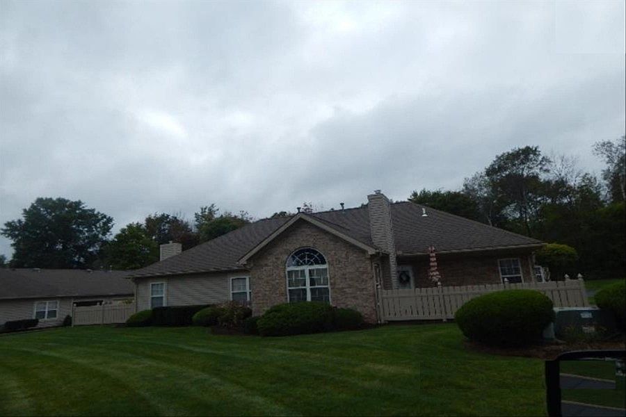 1st image of 30 Parkside Cir Unit 2