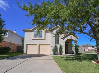 3015 Valky Dr, Dickinson, TX 77539