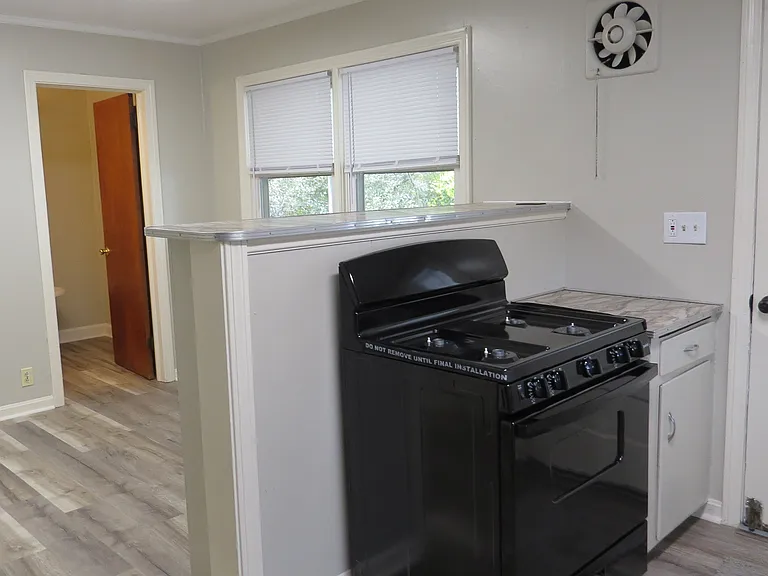 293 Tenney Ave — Photo 45