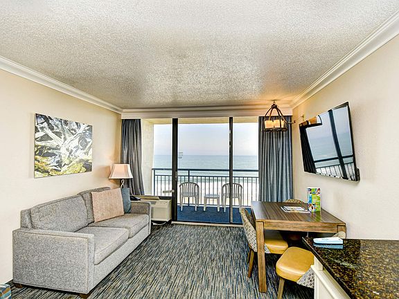 4th image of 1105 S Ocean Blvd. #518