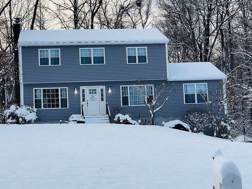 2nd image of 46 Sagamore Dr
