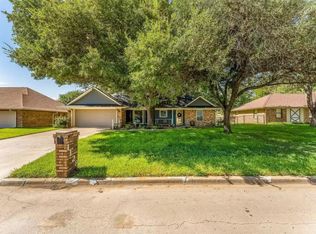 1128 Prairie Wind Blvd, Stephenville, TX 76401