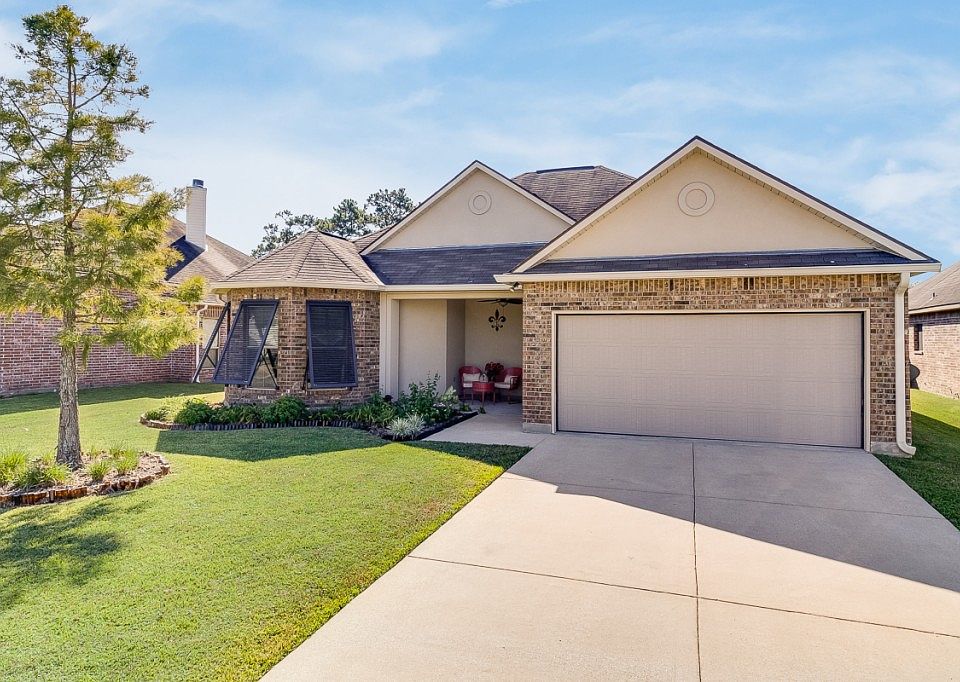 1st image of 113 Golden Harvest Ln