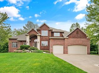 7353 Peltier Cir, Centerville, MN 55038