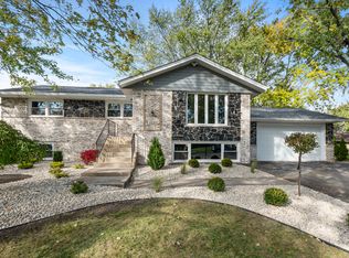 17424 94th Ct, Tinley Park, IL 60487