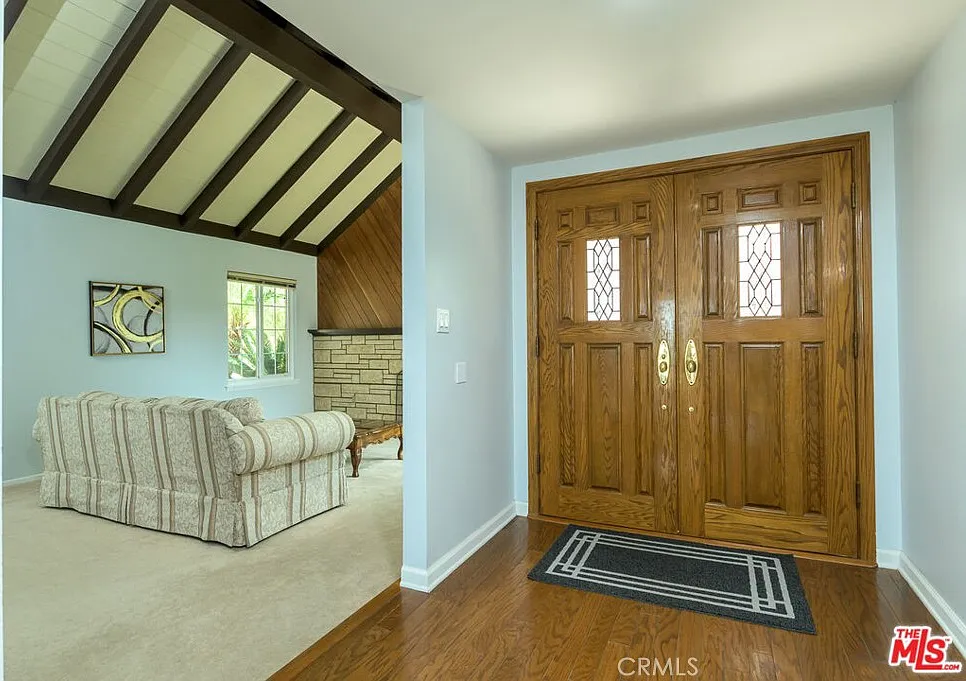 3 bed, 2.5 bath, 2285 sqft, $6,495 — Photo 4