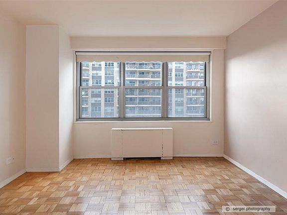 5th image of 1805 215th St Suite 4