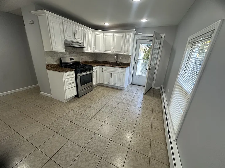 128 S Main St #2 — Photo 2